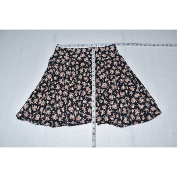 Pins And Needles Skirt Sz M Black Floral Flare Mini Skirt - Picture 2 of 5